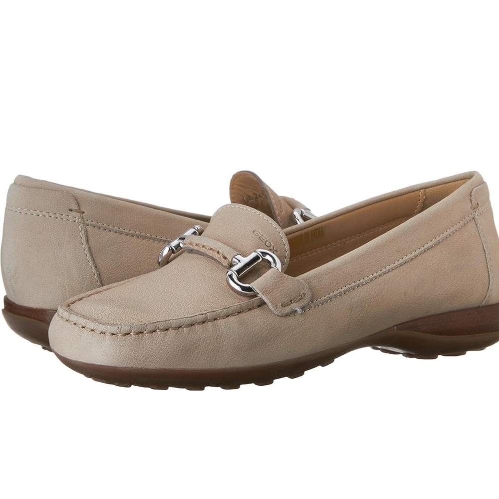 Geox Women's Tan Loafers size 37